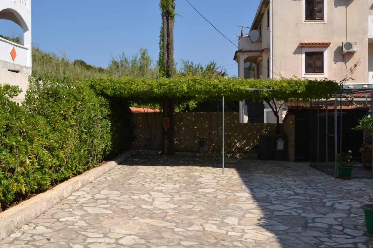 Apartment Lora Pag Town Exterior foto